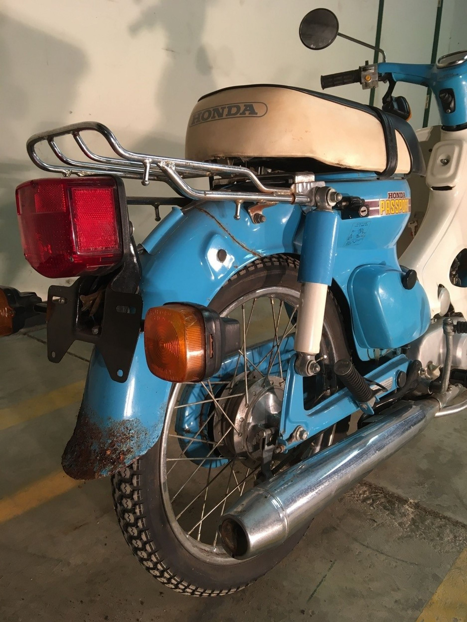 1981 honda c70 passport