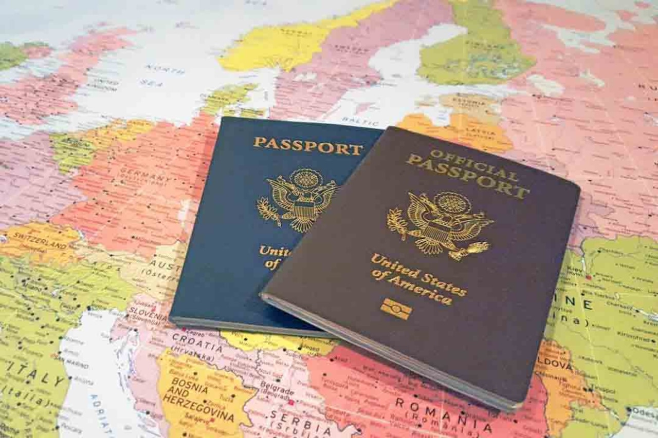 can a passport be renewed online