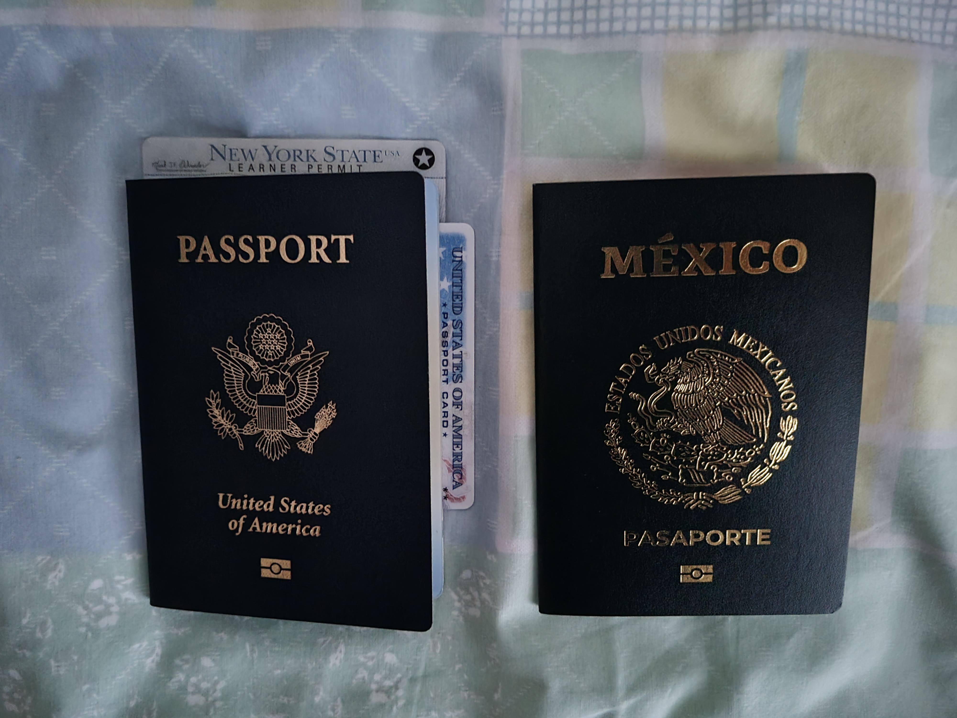 can i travel with a mexican passport in the us