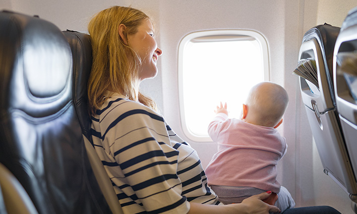 can infants travel without a passport