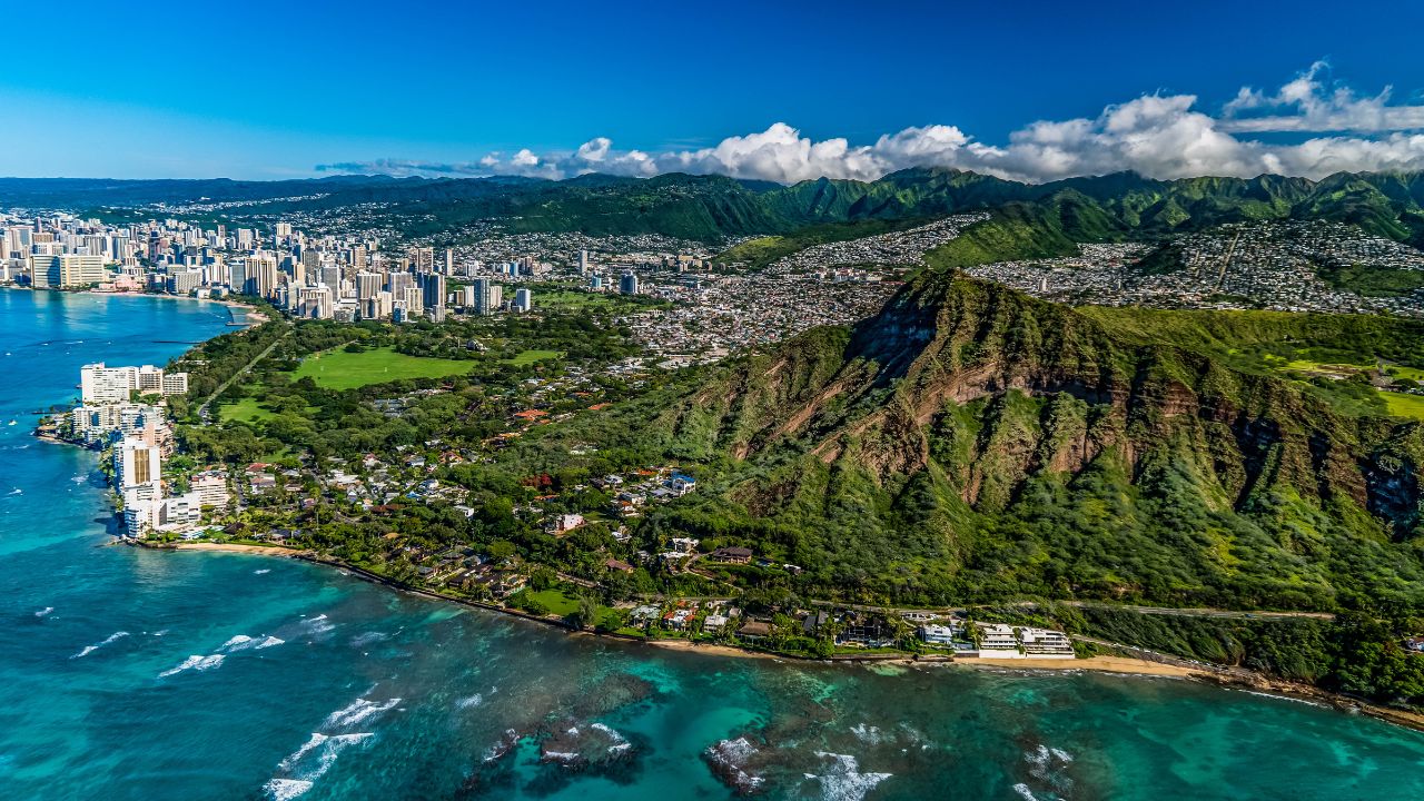 can you fly to hawaii without a passport