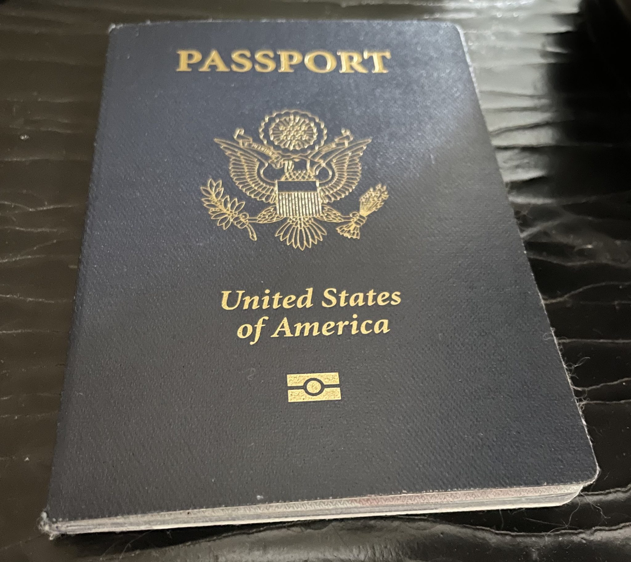 can you travel on an expired passport