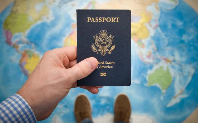 can you travel with an expired passport internationally