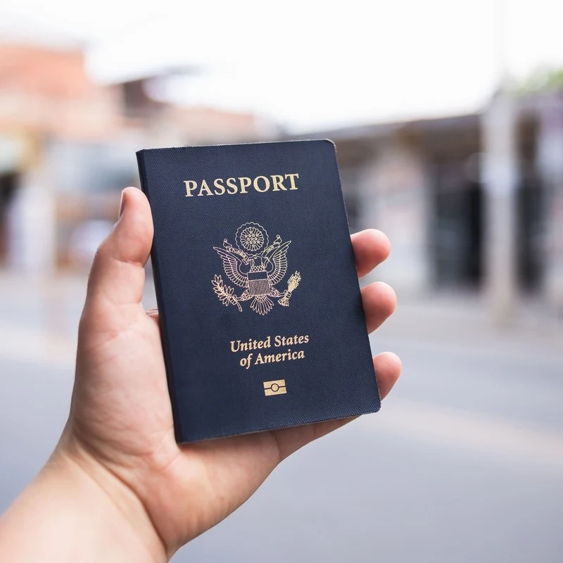 can you travel with an expired passport