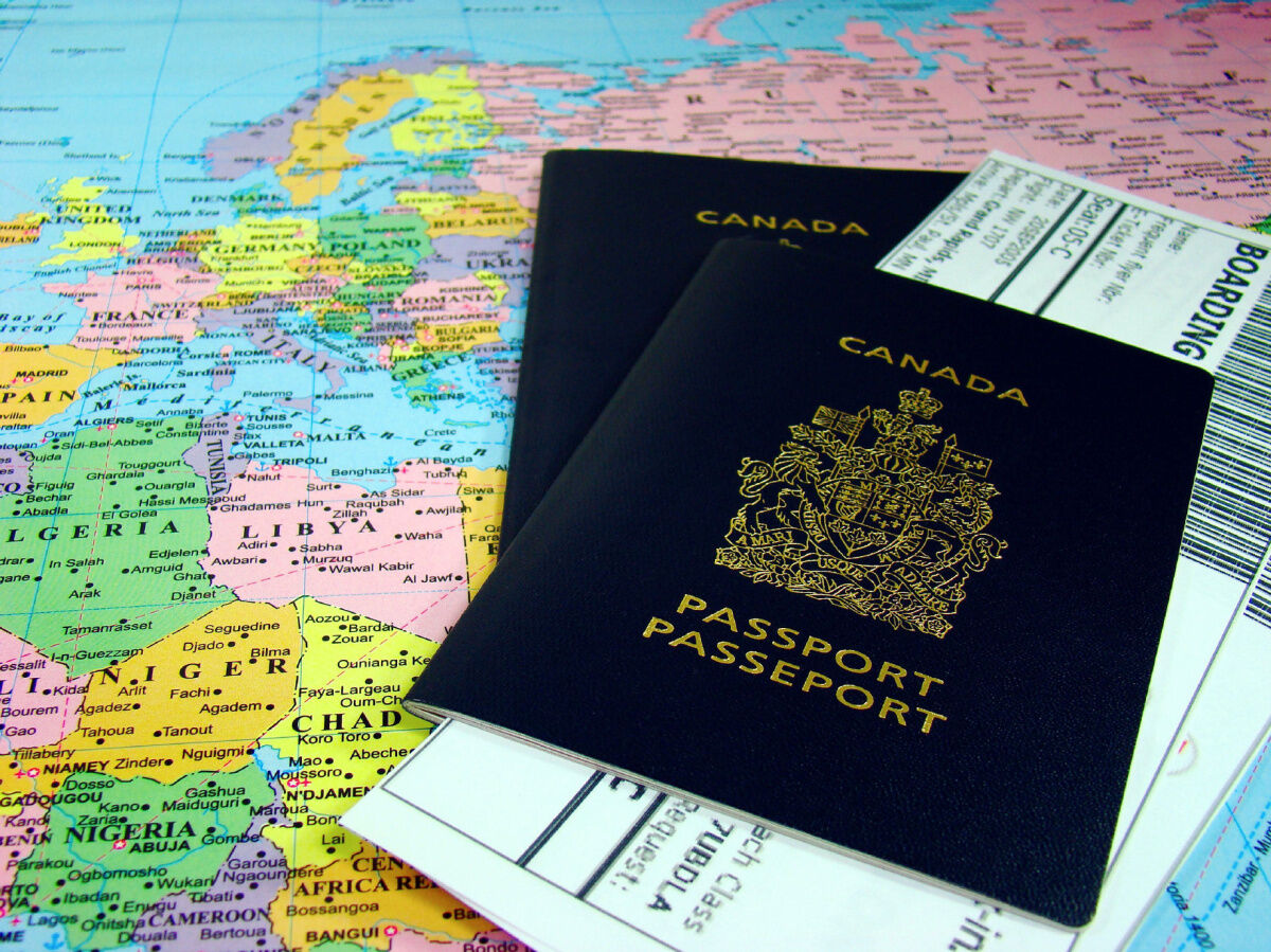 canada travel passport expiration