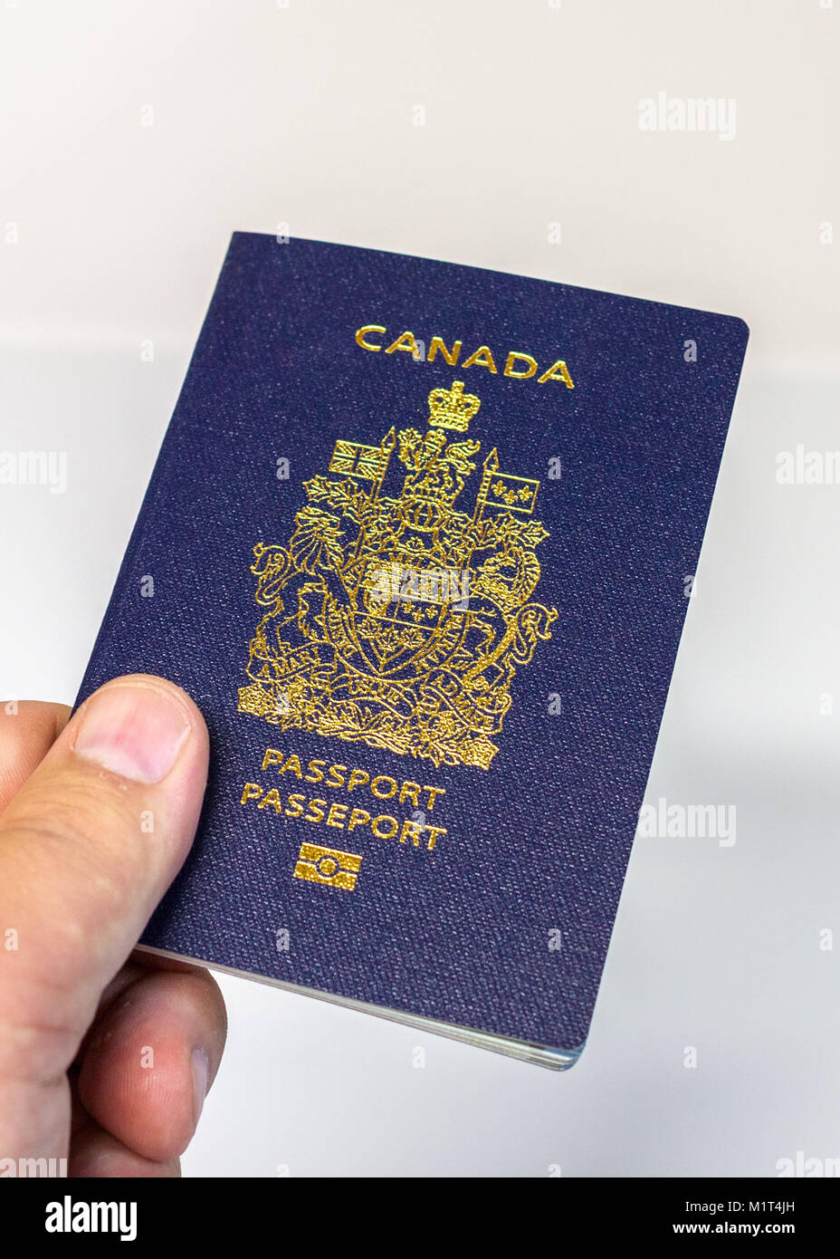 canadian passport picture