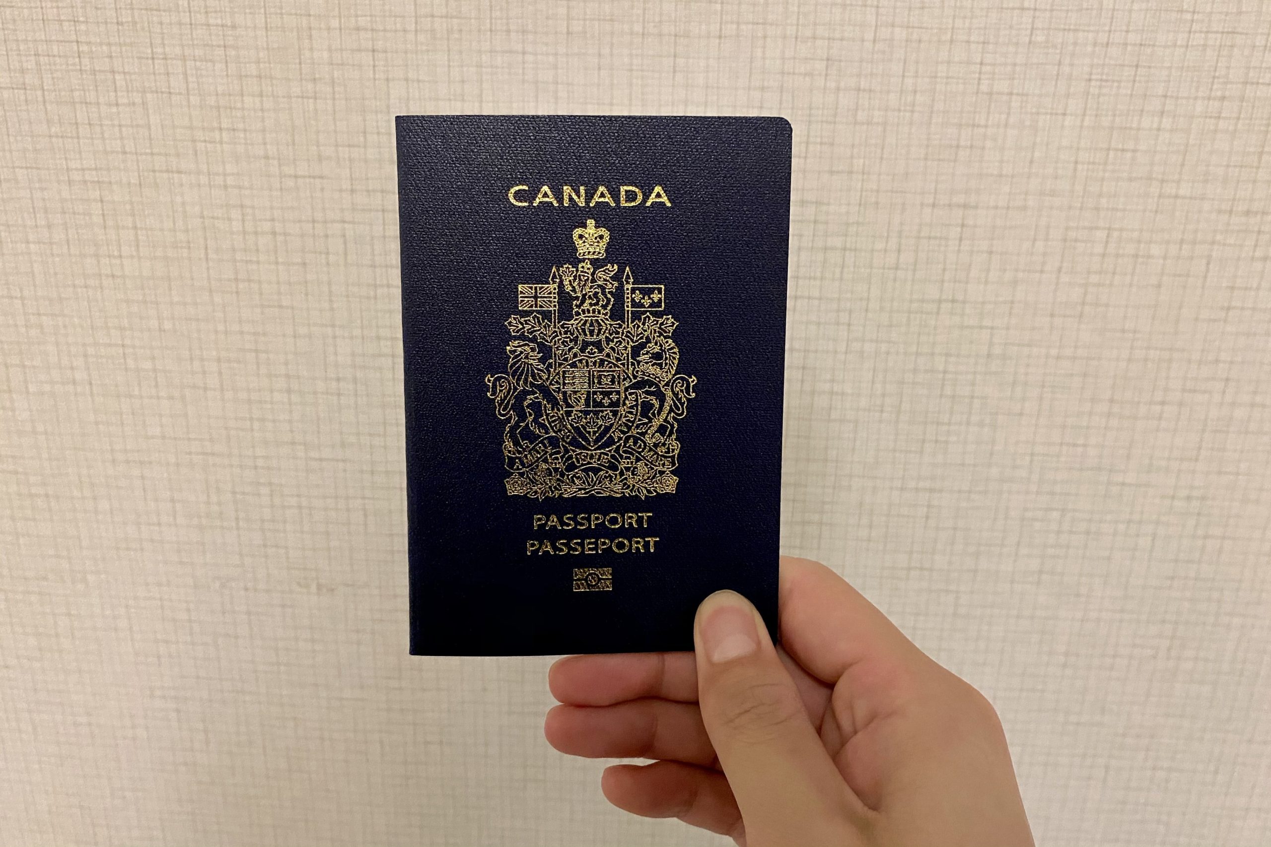 canadian passport process time