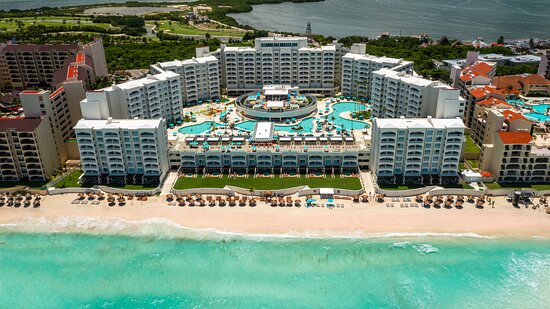 cancun passport needed