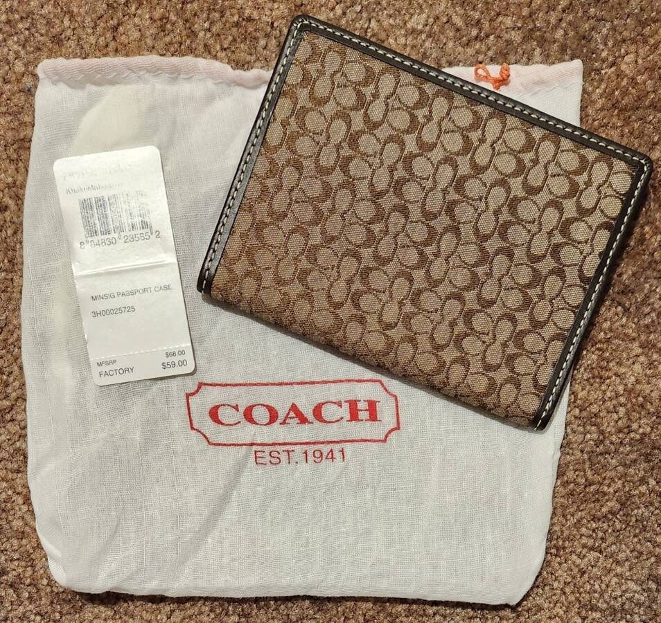 coach passport holder