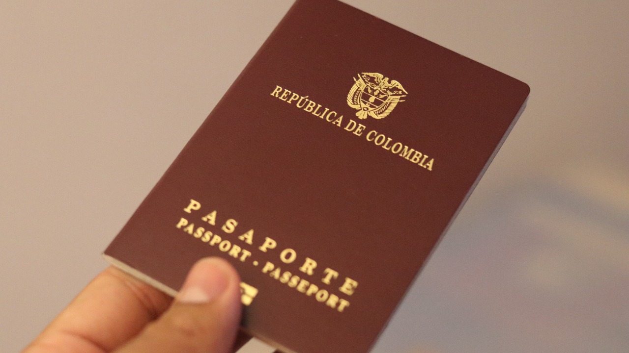 columbian passport