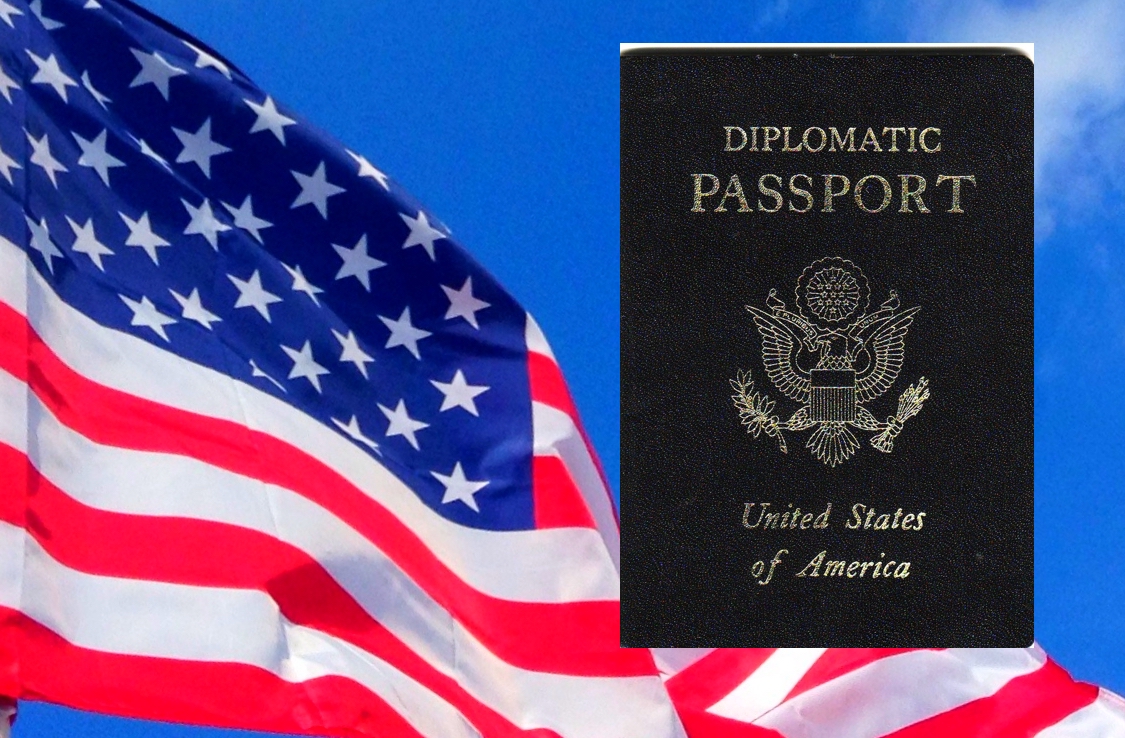 define diplomatic passport