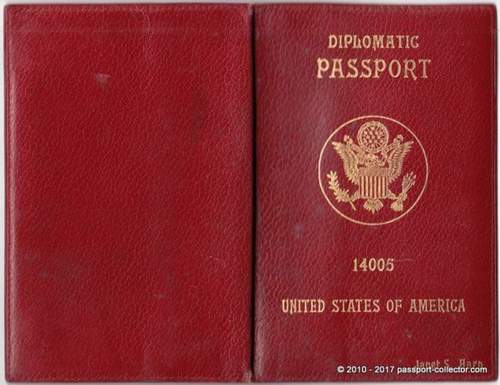 define diplomatic passport