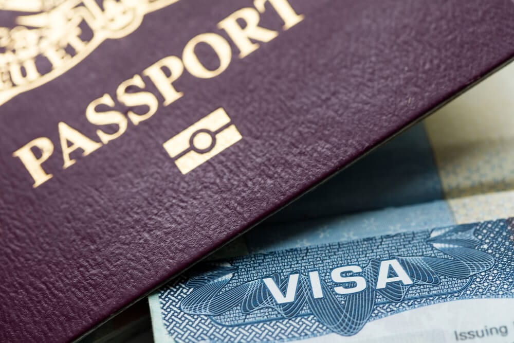 difference between passport and visa