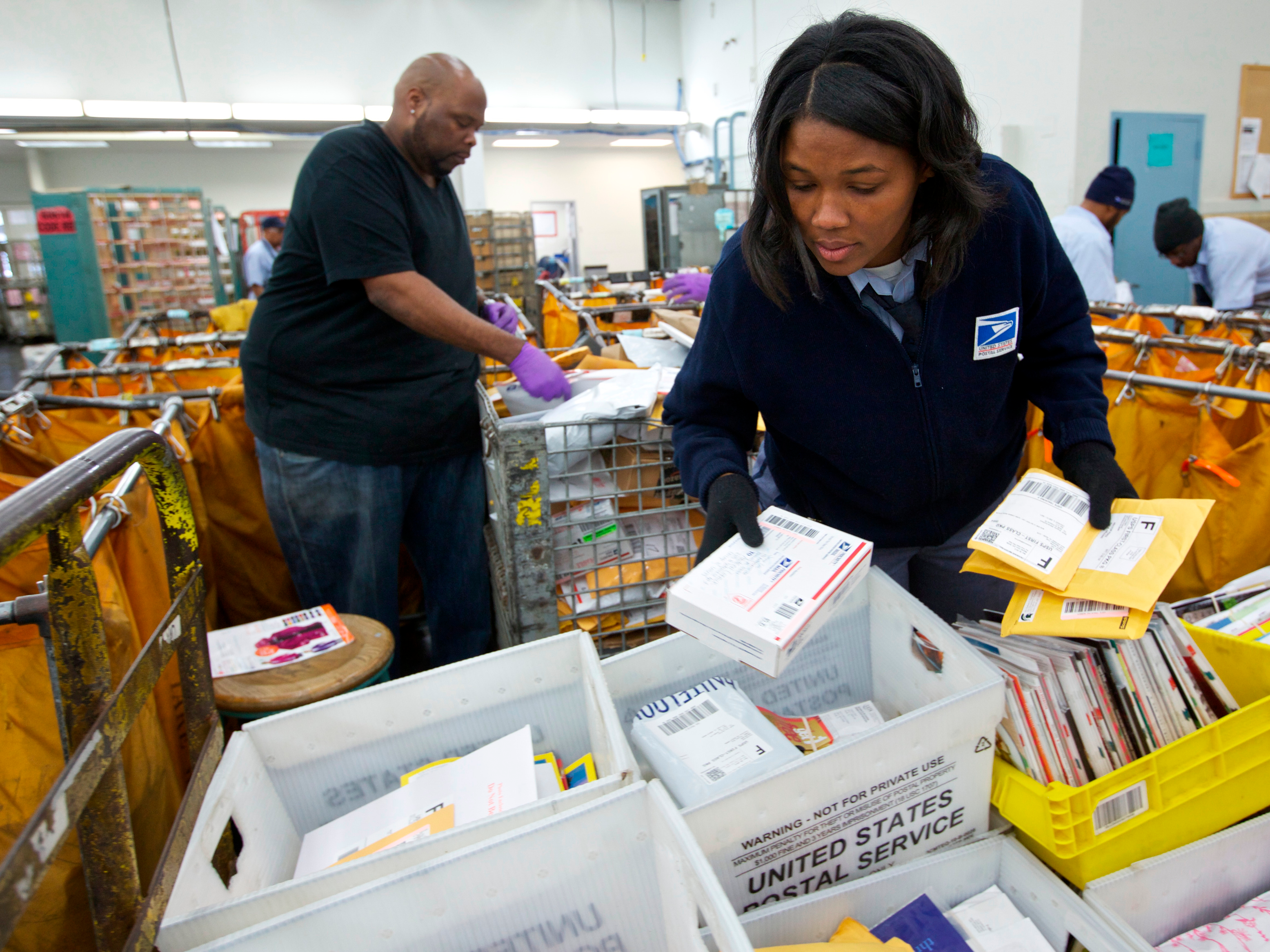 do all post offices do passports