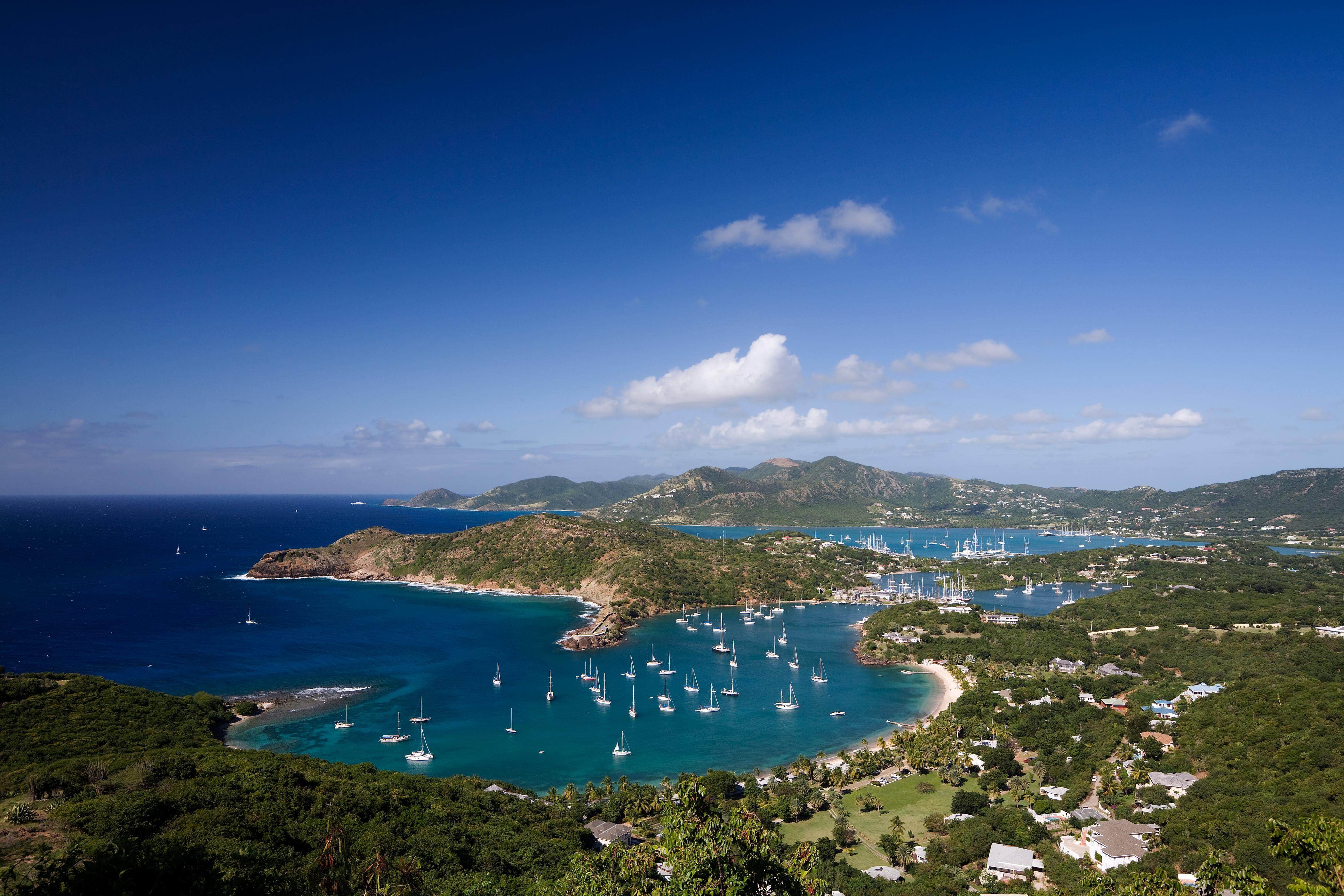 do i need a passport to go to antigua