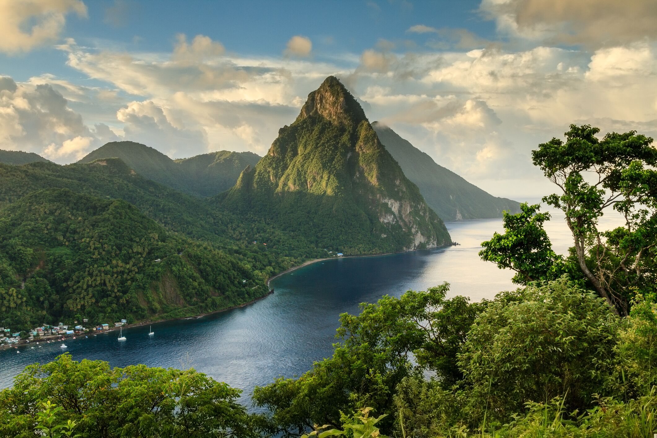 do i need a passport to visit st lucia