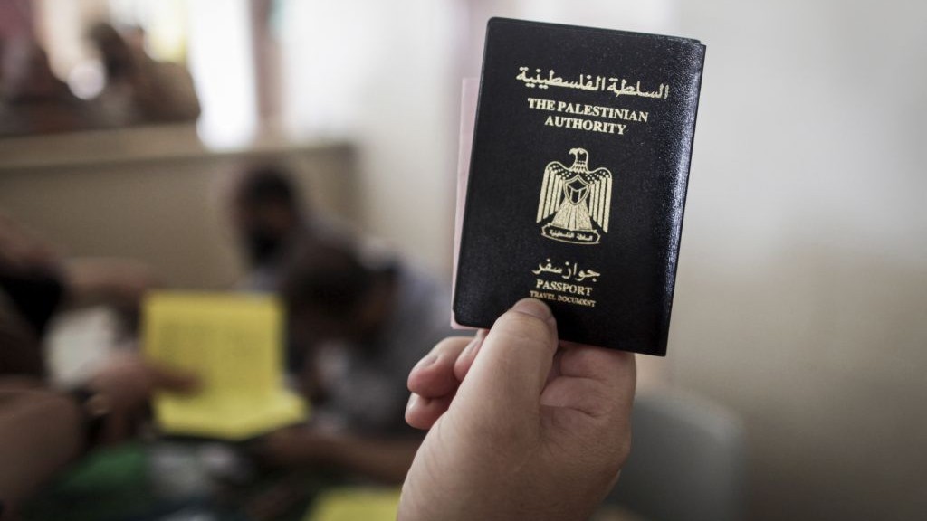 do palestinian have passport