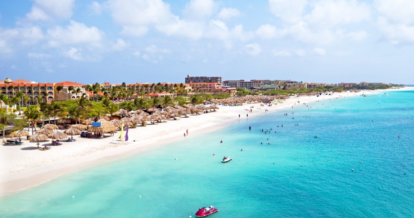 do you need a passport for aruba from us