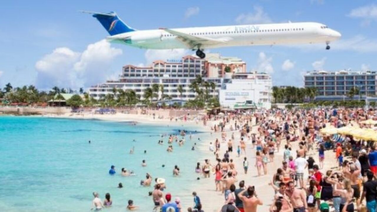 do you need a passport for st maarten