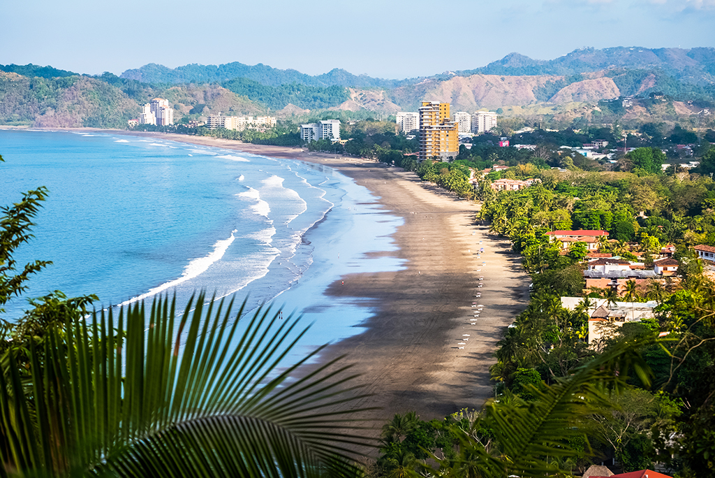 do you need a passport to fly to costa rica