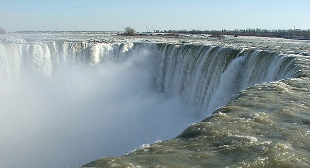 do you need a passport to see niagara falls