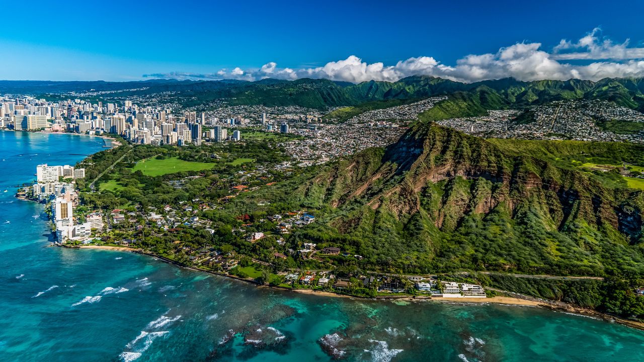 do you need a passport to visit hawaii