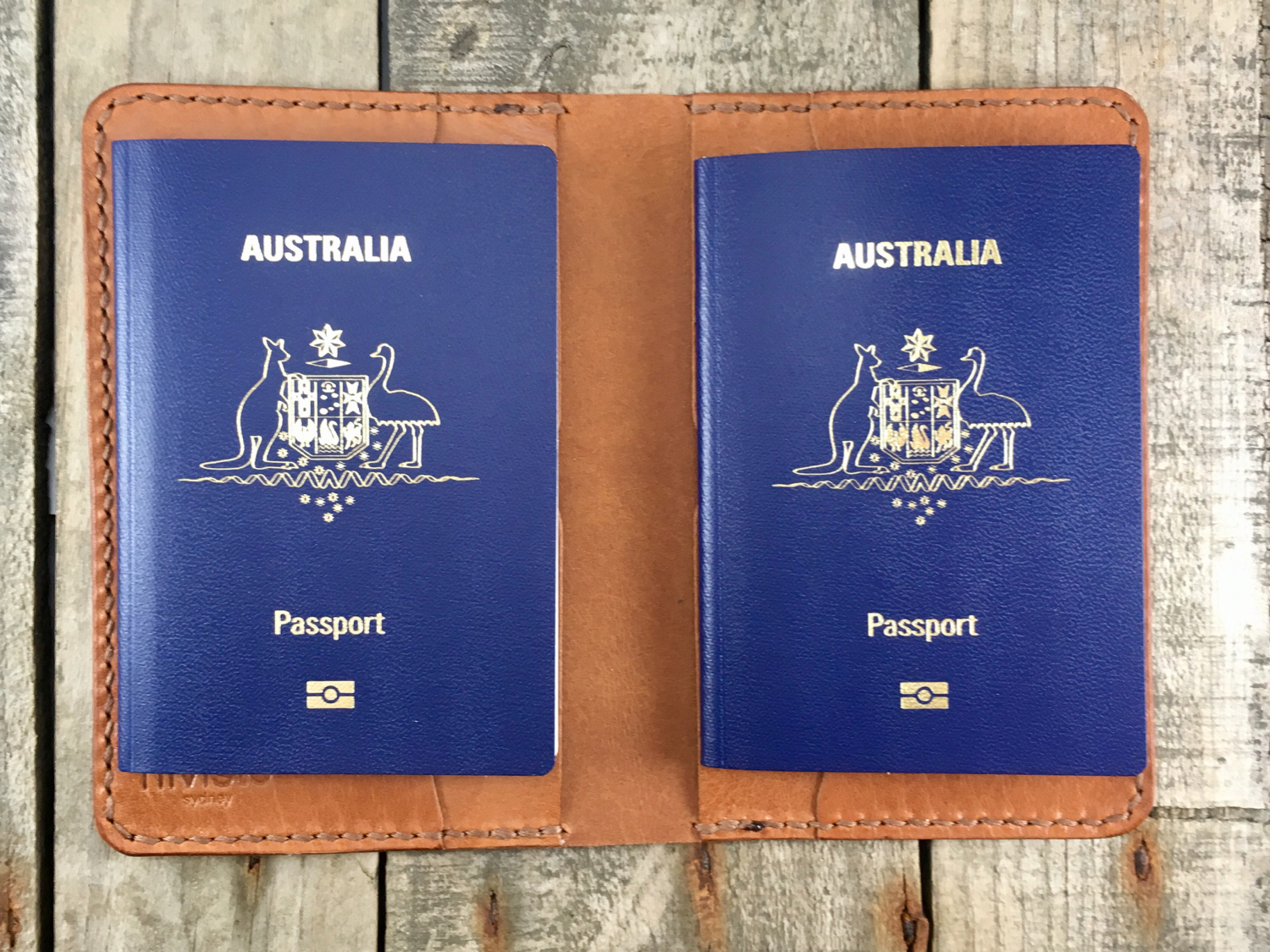 dual passport holder