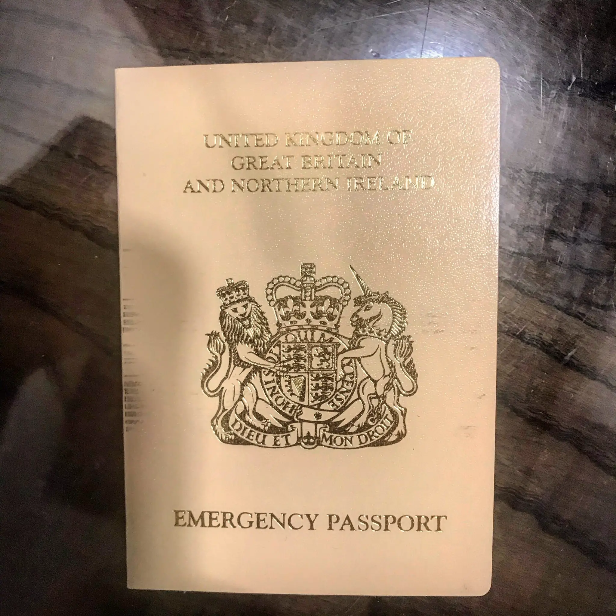 emergency passport uk