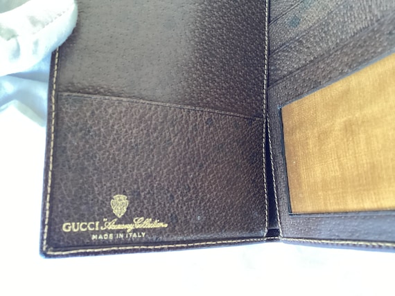 gucci passport wallet