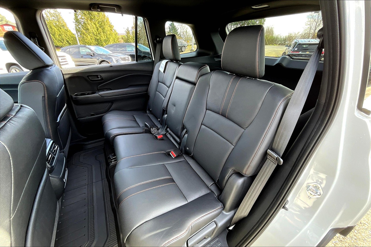 honda passport seating capacity