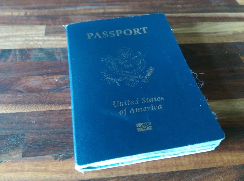 how many pages in u.s. passport