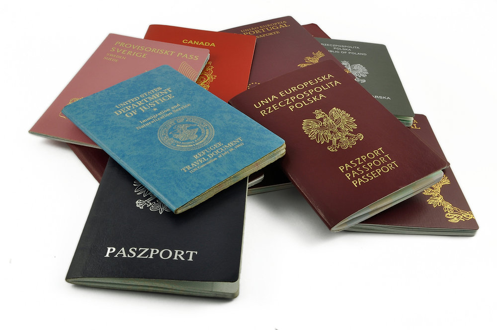 how many passports can a us citizen have