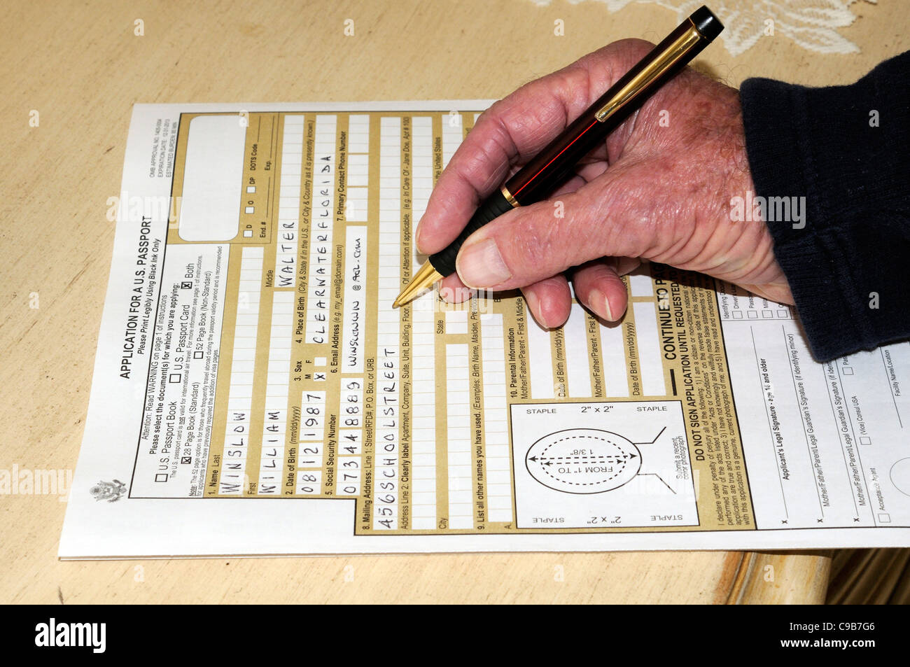 how to fill out passport application