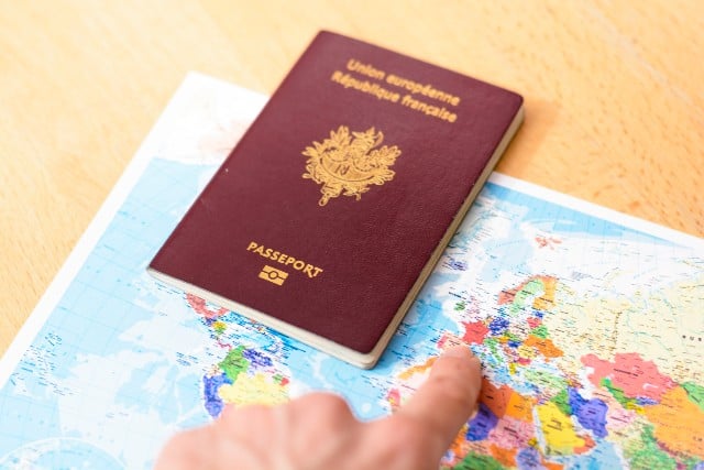 how to get france passport