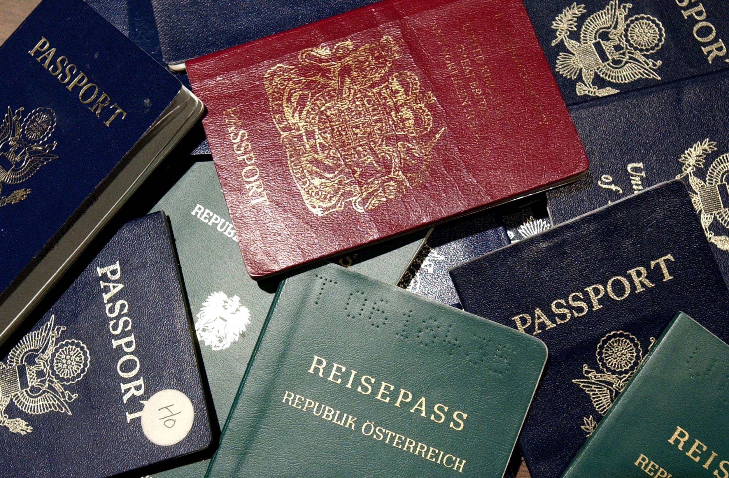 how to obtain a passport in louisiana