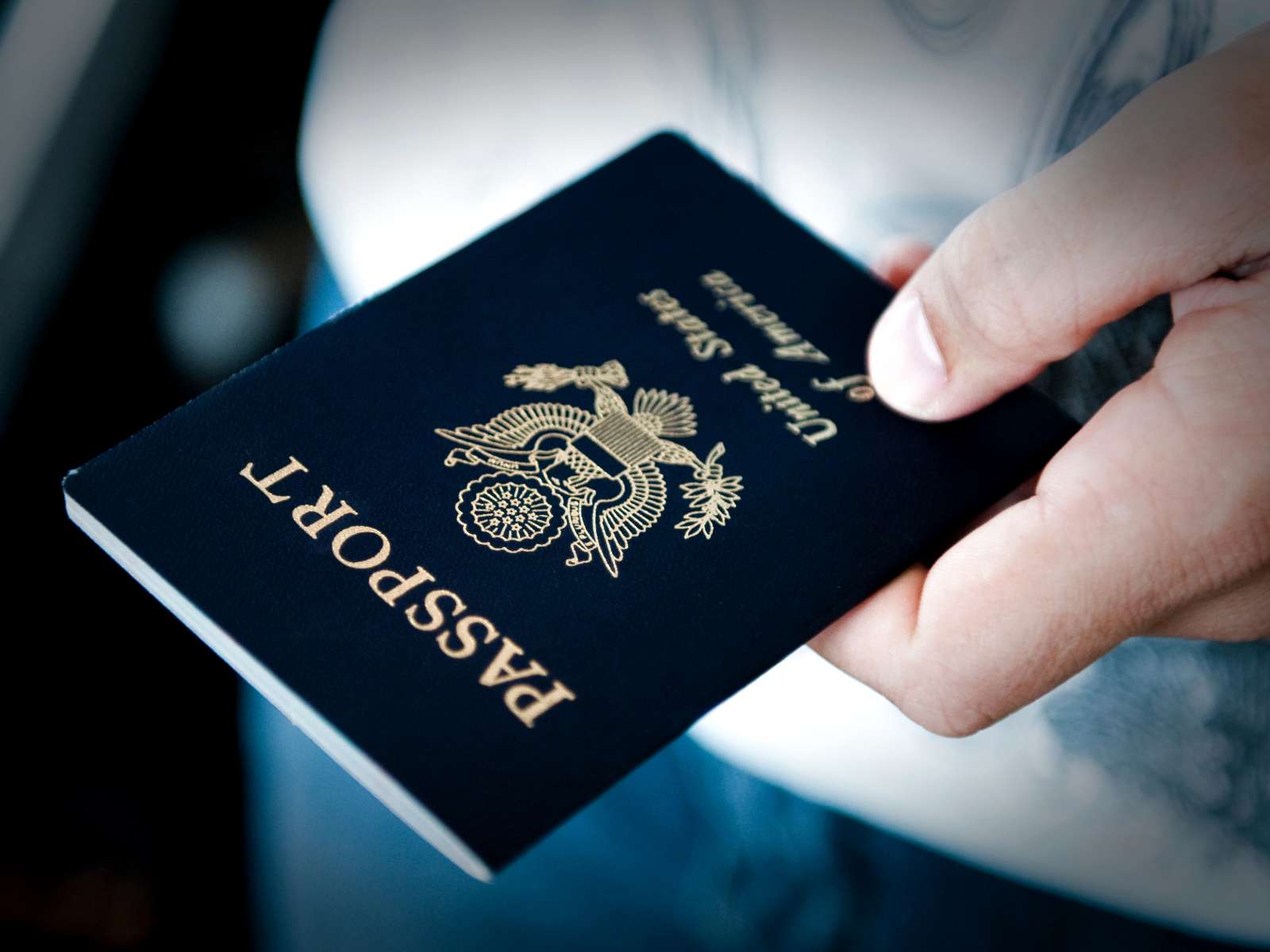 how to obtain a passport in louisiana