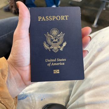 how to renew passport in chicago