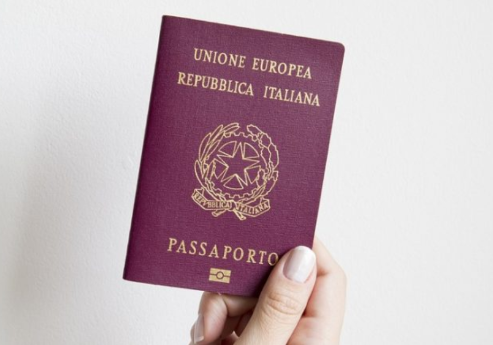 italian passport