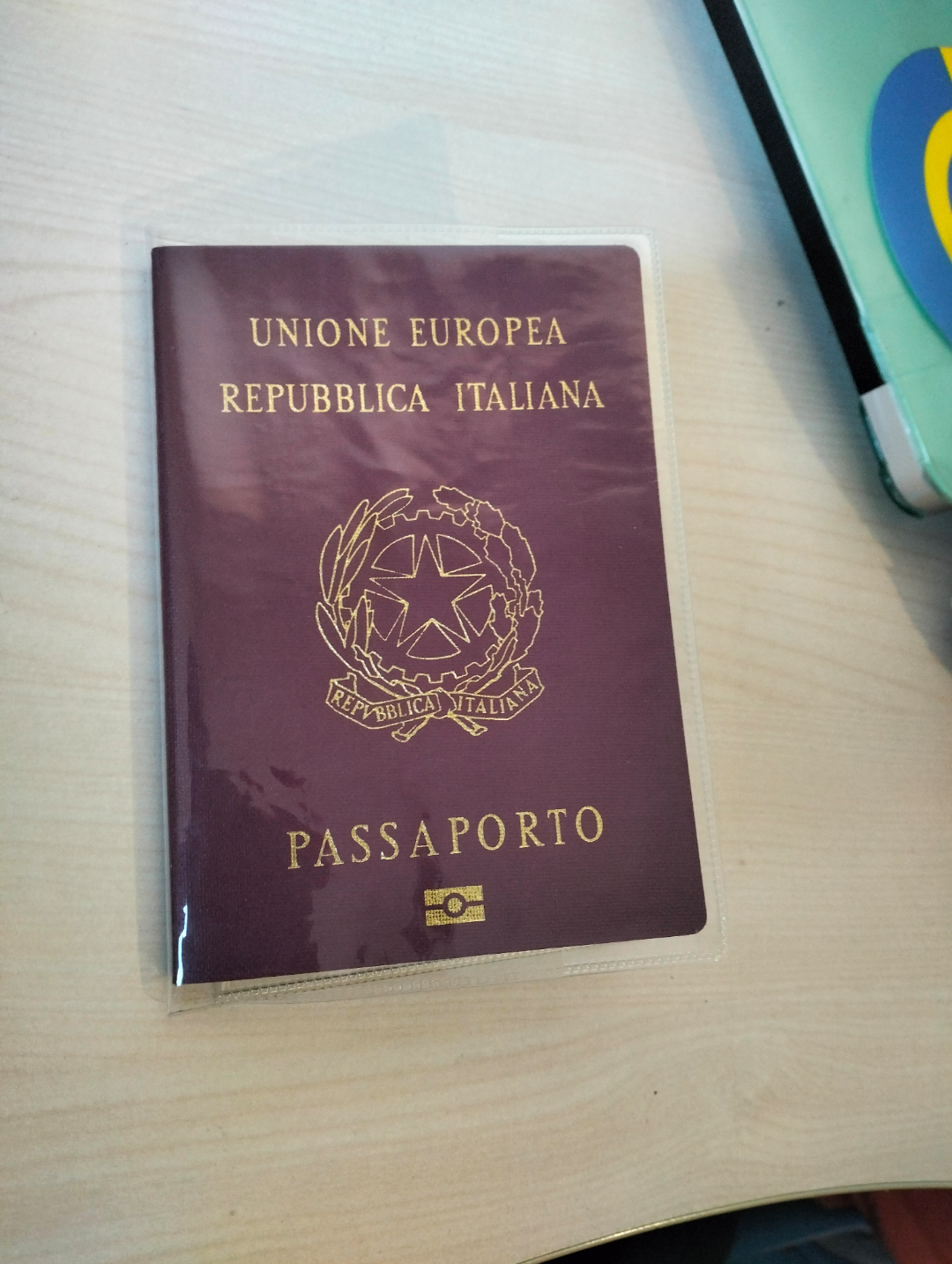 italy passport requirements