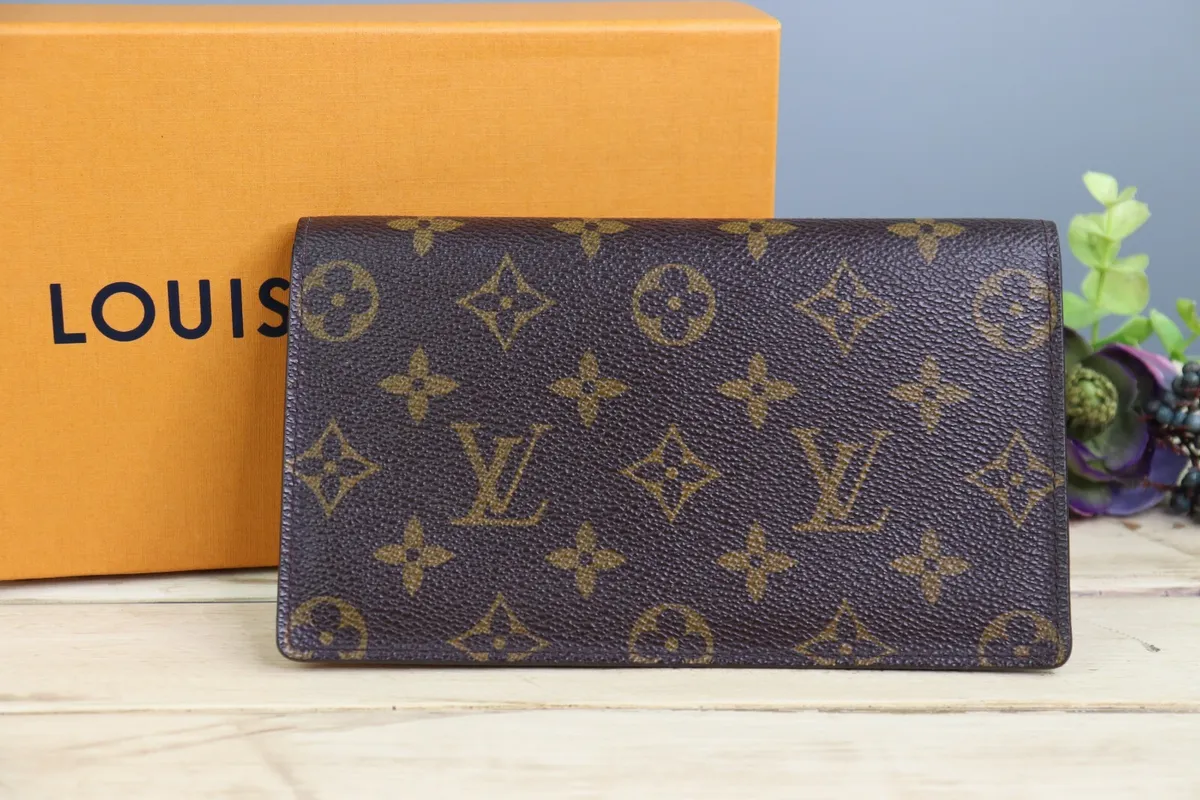 louis vuitton passport cover