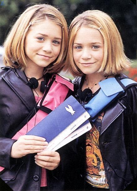 mary kate and ashley passport to paris