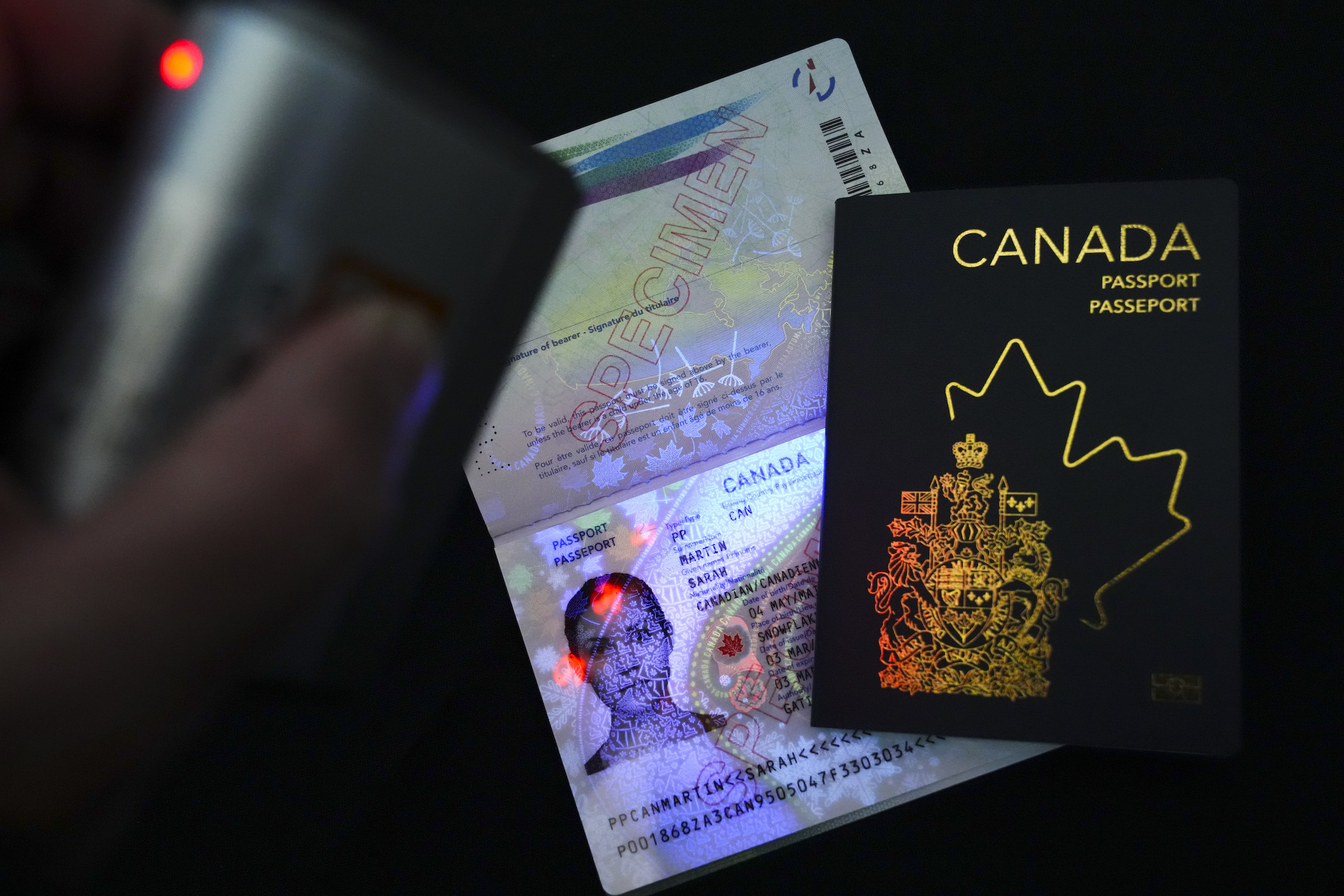 new canada passport