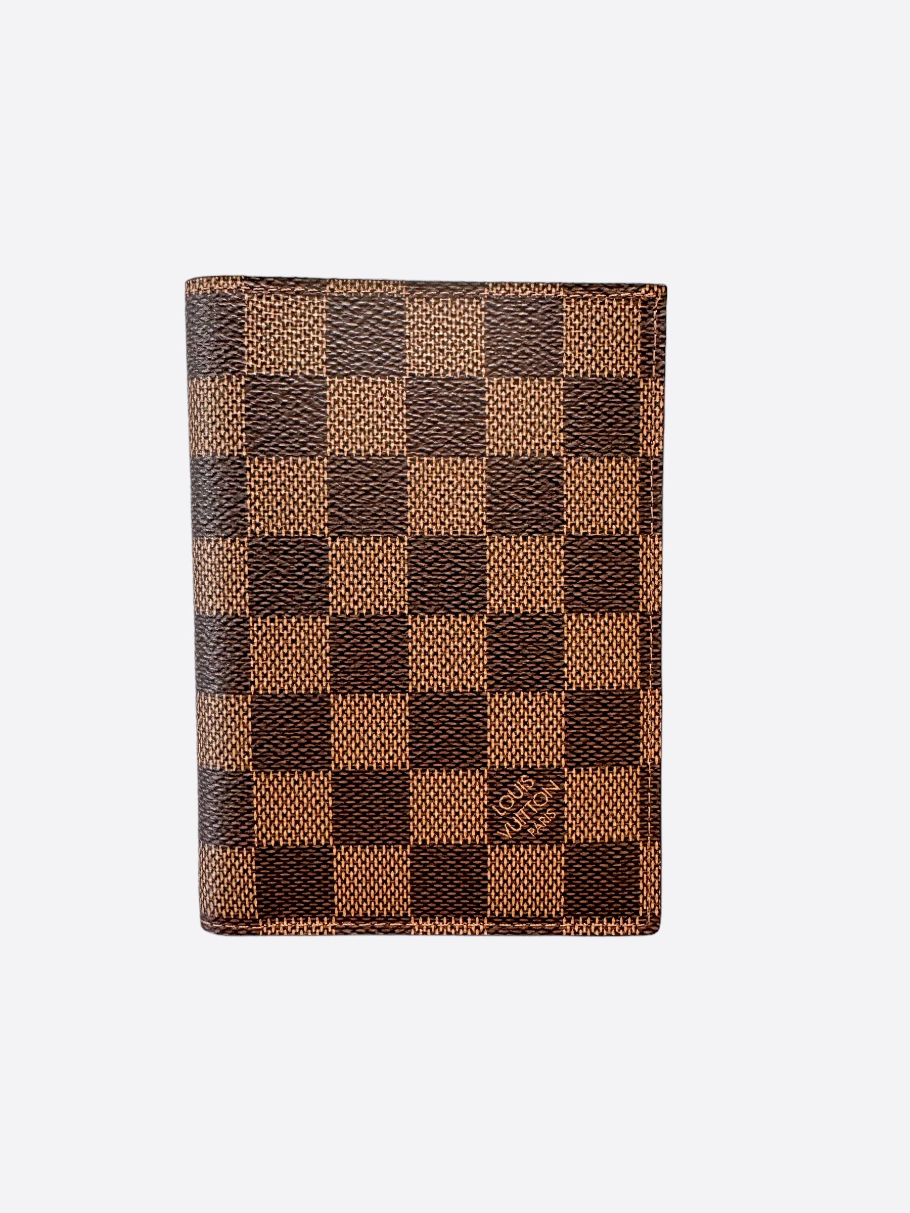 passport holder louis vuitton