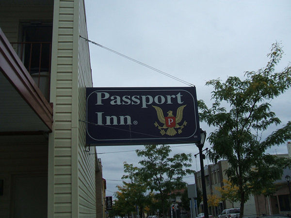 passport inn niagara falls