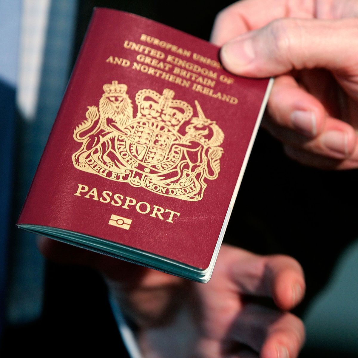 passport uk fast track