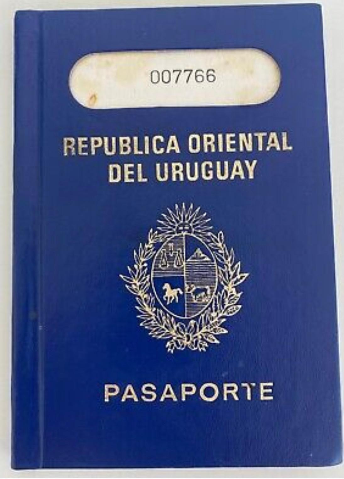 passport uruguay