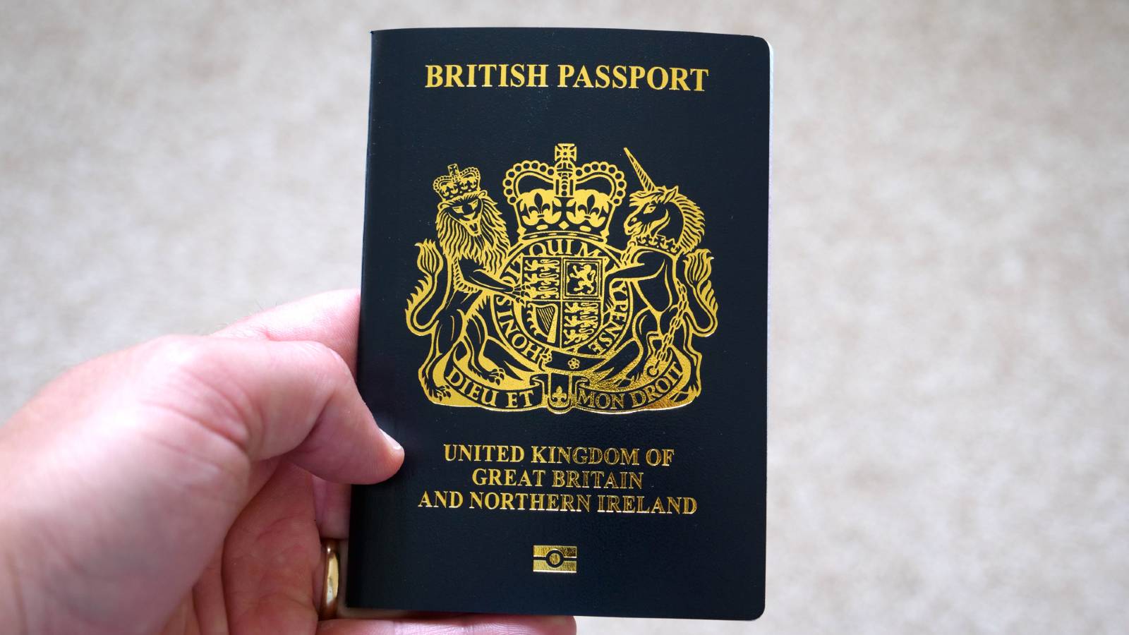 renewal of uk passport from overseas