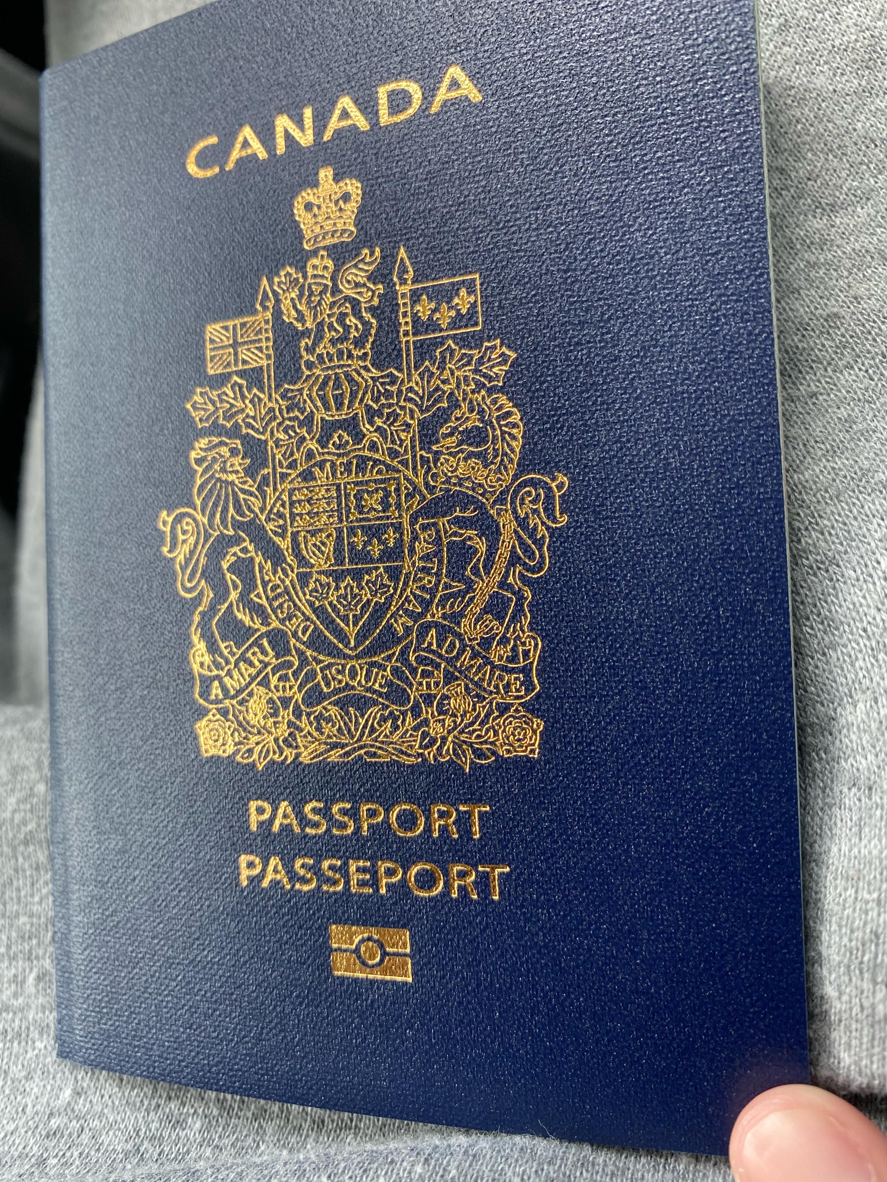 renewing canadian passport