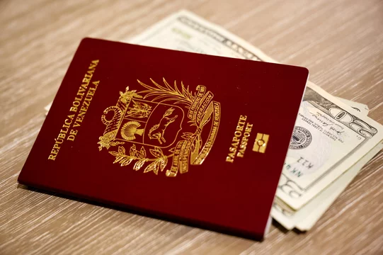 renewing venezuelan passport