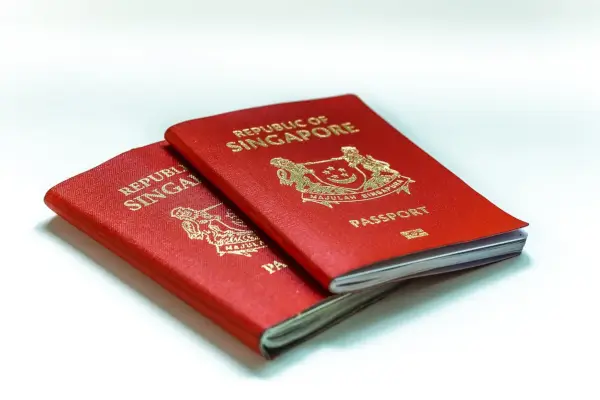 singaporean passport